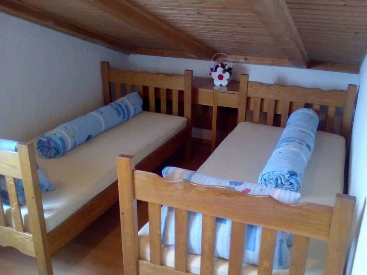 Apartmani Jozefina Omisalj Luaran gambar